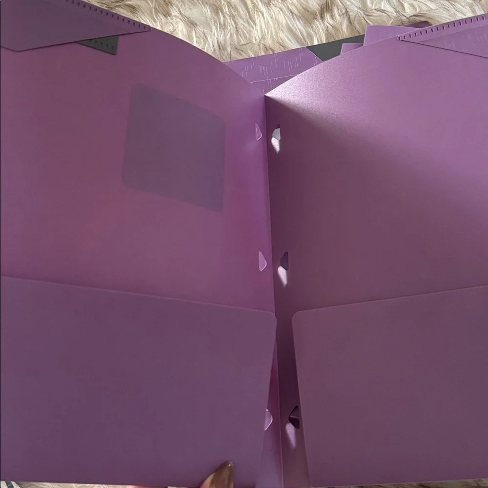 Mead Five Star Folder purple, 2 Pocket NEW stay put tabs